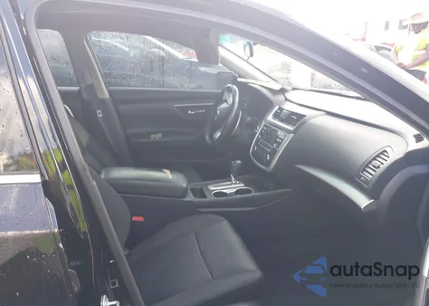 2017 Nissan Altima 2.5 Sr из США, поврежденный, VIN 1N4AL3AP6HC233387